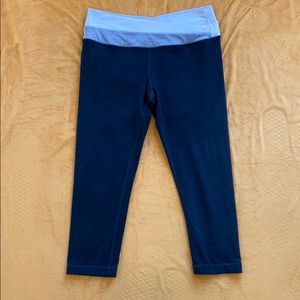 Lululumon Leggings - size 6
